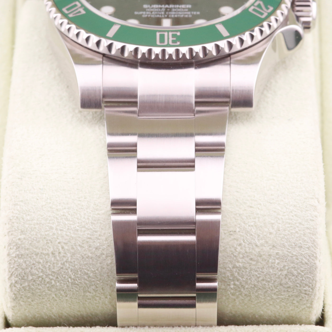 Rolex Submariner Hulk 116610LV Year: 2013