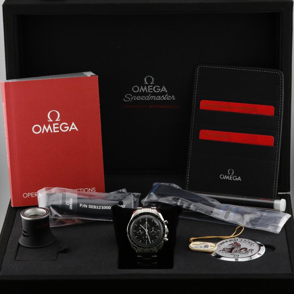 Omega Speedmaster Moonwatch 311.30.42.30.01.005 Year: 2020