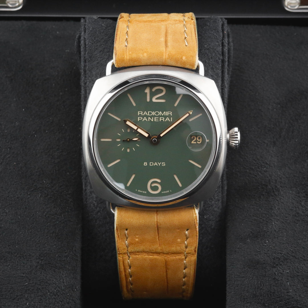 Panerai Radiomir 8 Days PAM00735 Year 2018